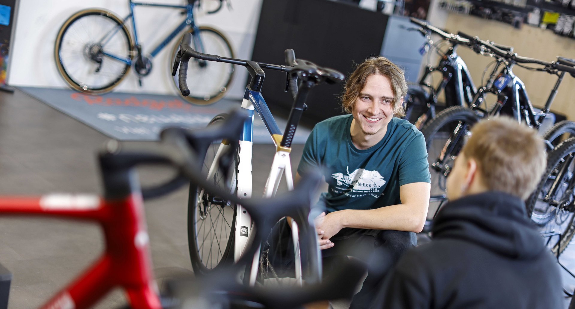 Bikeleasing Partnerhändler berät Kunden