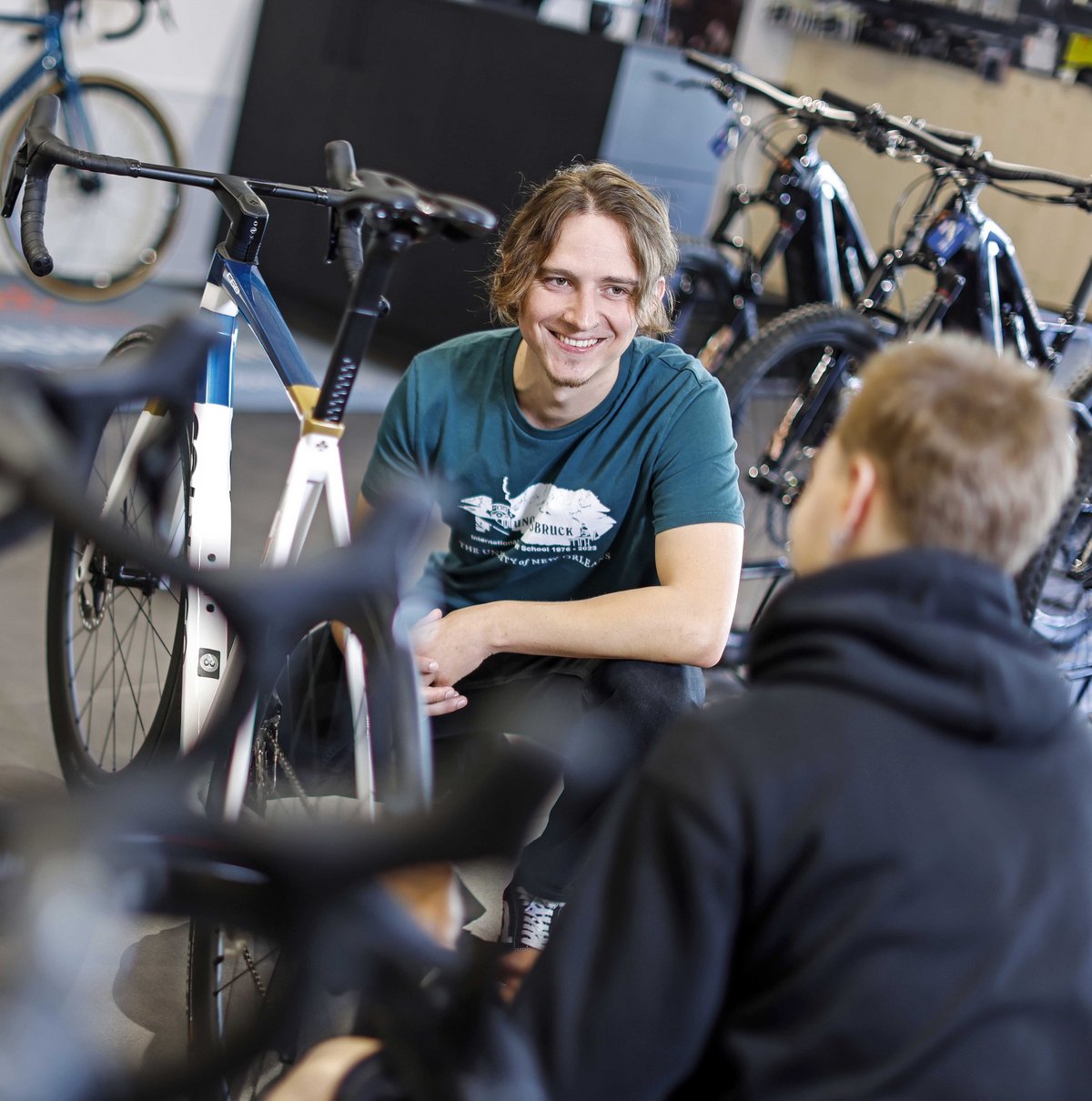 Bikeleasing Partnerhändler berät Kunden